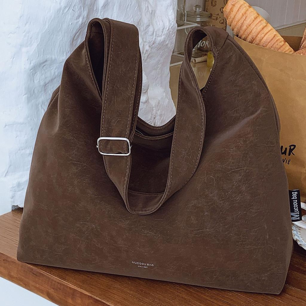 Модная матовая ретро сумка под мышкой тоут женская большой вместимости 2025 новая универсальная на плечо кроссбоди сумка-мессенджер тренд