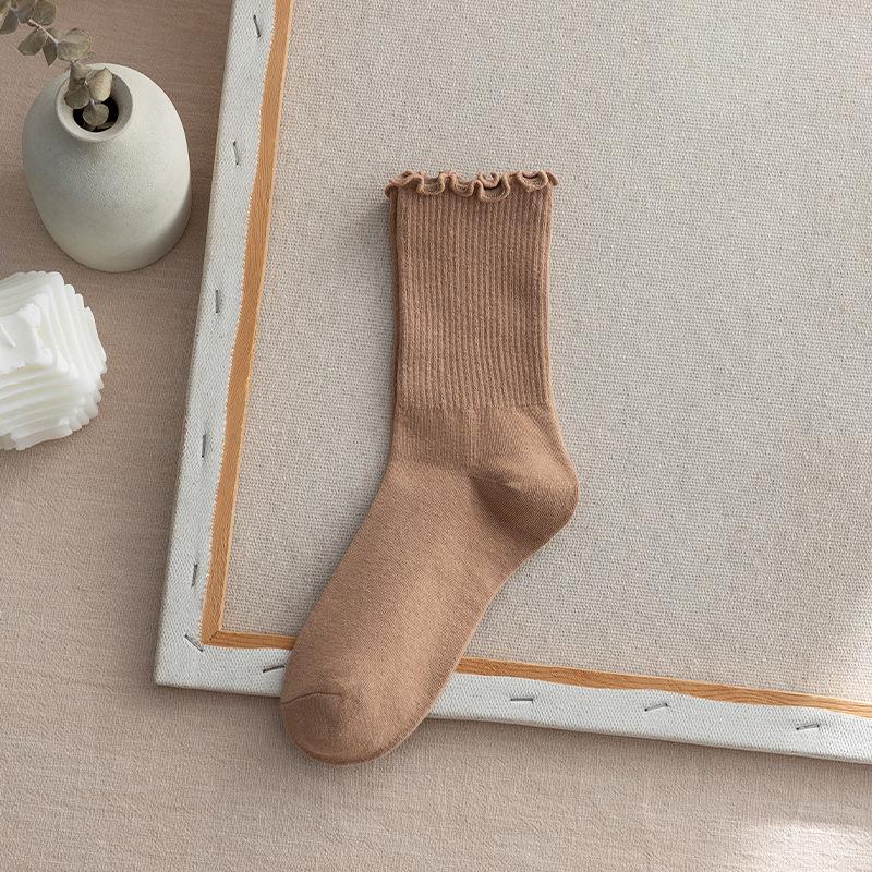 Женские носки средней длины из чистого хлопка с оборками по краю - черное кружево, японский стиль для всех сезонов