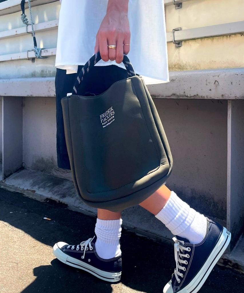 Fredrick Packers TAM TOTE M Сумка-тоут, Бесплатная OLV, 225400055OLVFREE