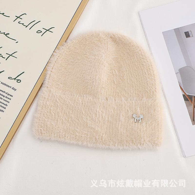 2024 осенние и зимние шапки женские плюшевые новые вязаные шапки универсальные теплые защитные наушники утолщенные модные шерстяные шапки