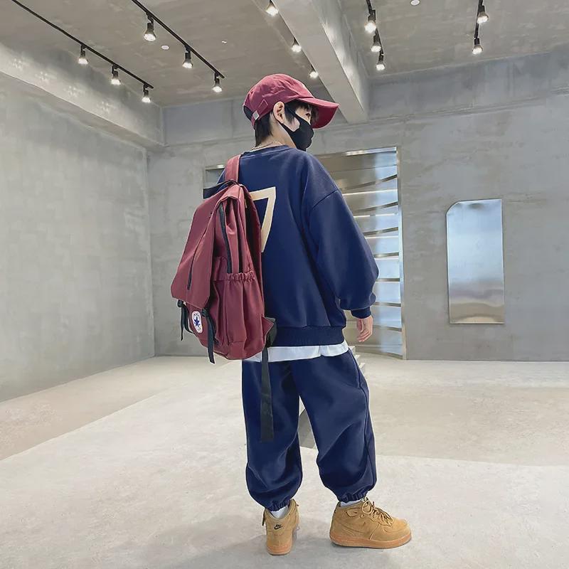 Модная спортивная одежда для мальчиков на весну и осень: Стильный комплект из двух частей свитшота для детей среднего и старшего возраста