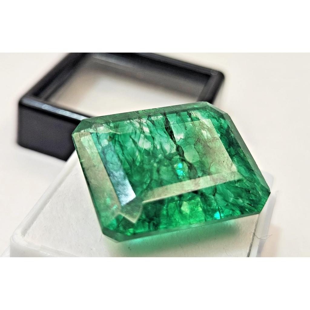 Green Colombian Emerald 28-29 Ct Emerald Cut Stunning Certified Loose Gemstone