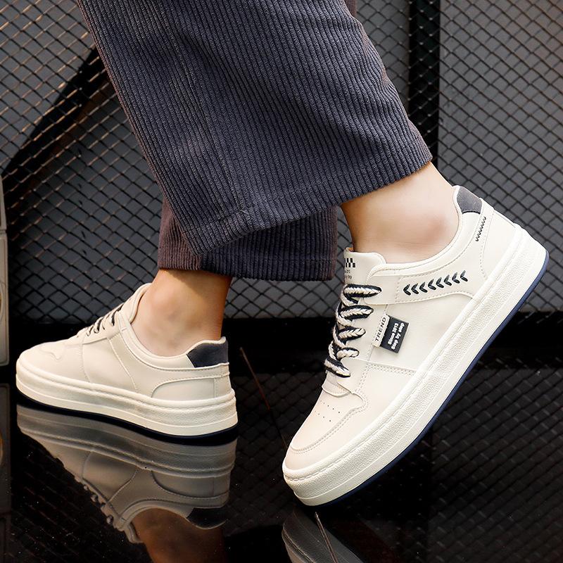 Обувь на плоской подошве мужская новая весенняя тенденция модная повседневная спортивная обувь молодежная дышащая модная цветная кожаная обувь мужская