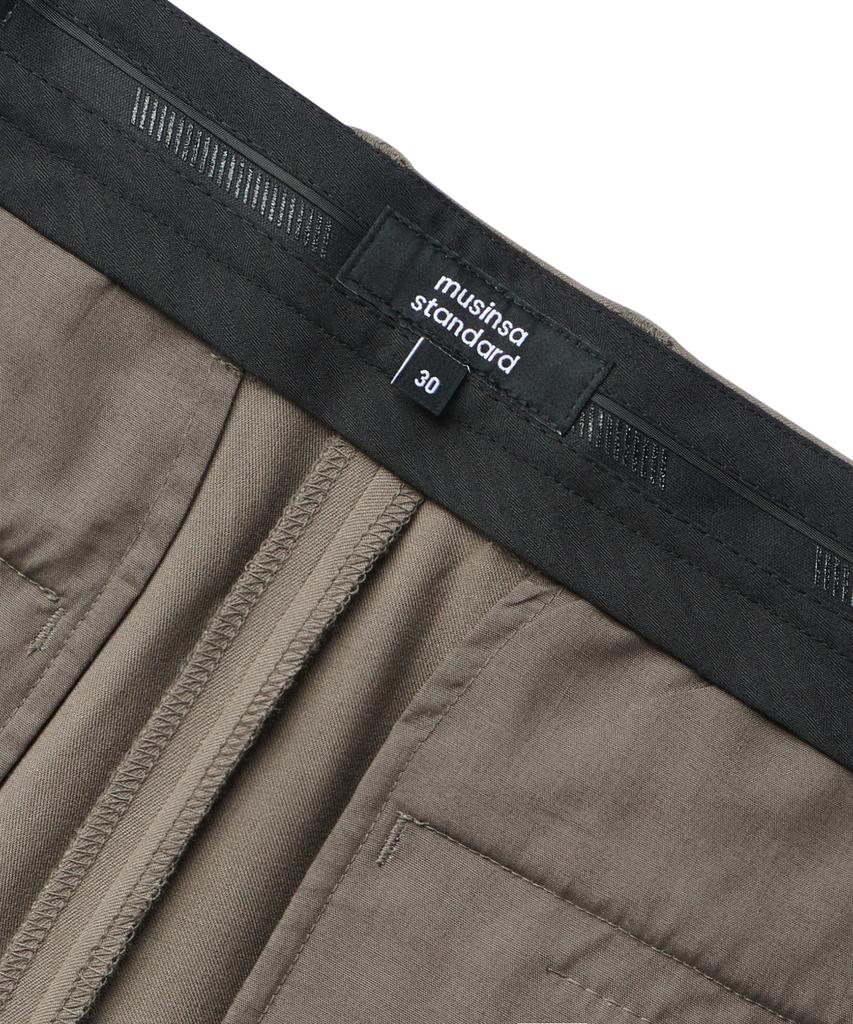 MUSINSA STANDARD Reverse Two-Tuck Semi-Balloon Hidden Elastic Waist Slacks [Dusty Beige]