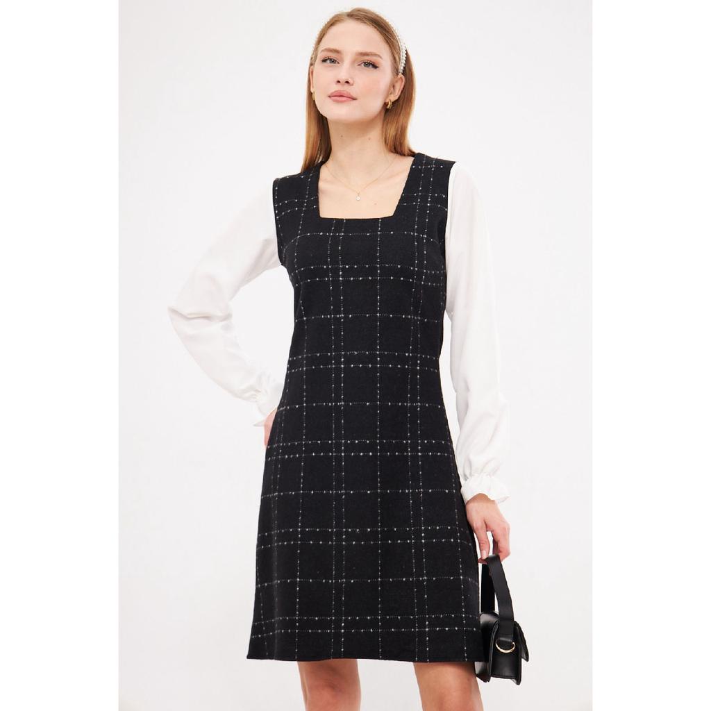 Women's Black-white Plaid Square Collar Long Sleeve Dress Arm-22y001182