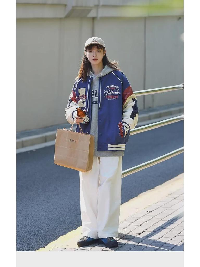 Мужская куртка в корейском стиле 2024 года с контрастными вставками: Американский образ в стиле бейсбола на весну/осень