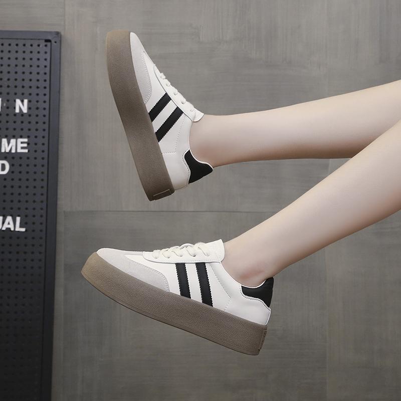 Новые женские повседневные кроссовки, модные туфли на шнуровке на платформе из вулканизированной стали для женщин, прочные туфли на плоской подошве, женские кроссовки для бега