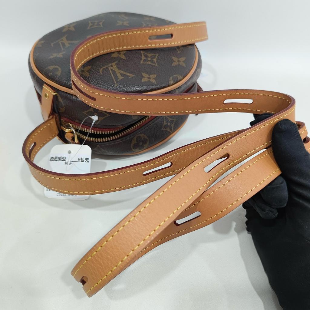 [Pre-Owned] Boite Chapeau Souple PM Classic Monogram Canvas Leather Shoulder Bag Small - Very Good #1XQCK81