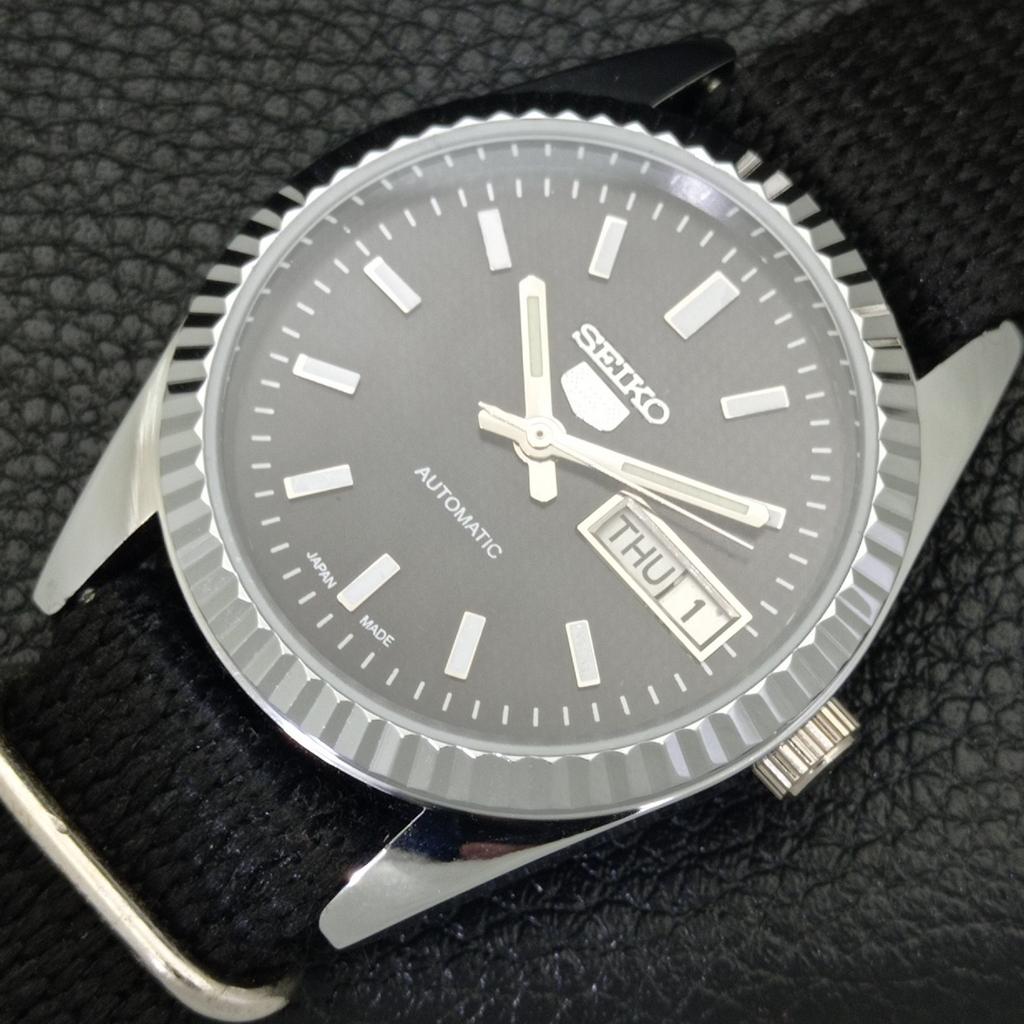 JAPAN VINTAGE REFURBISHED SEIKO 5 AUTOMATIC MENS BLACK DIAL WATCH A440596-4 Sk-a440596