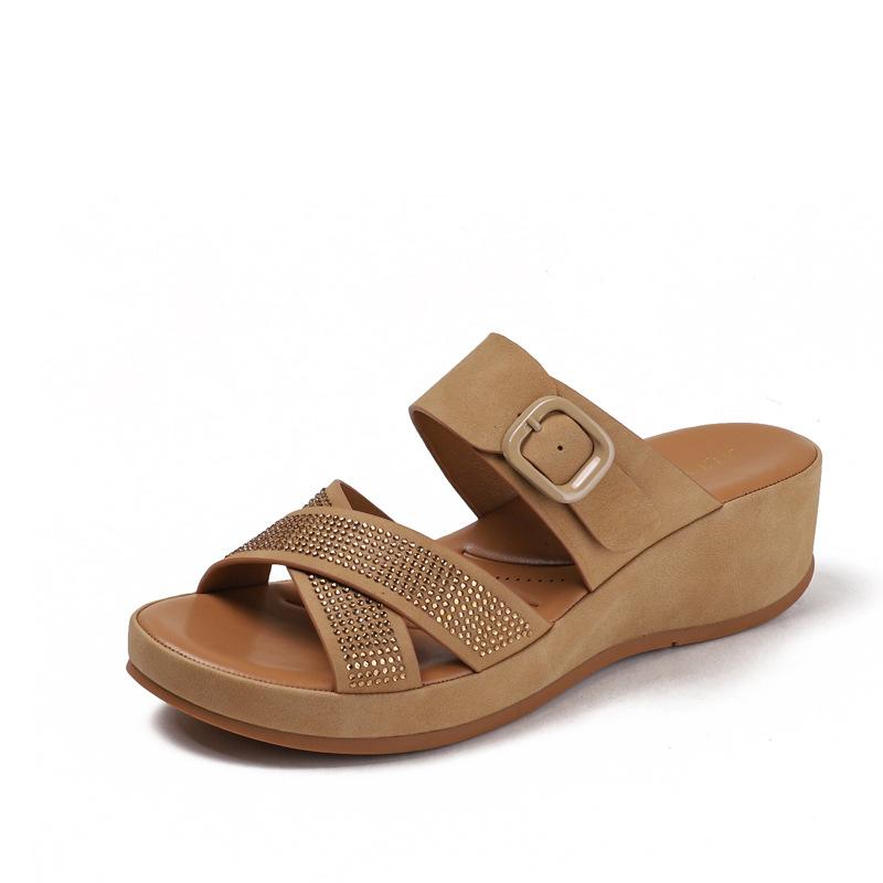 Bohemian platform slippers women's new non-slip soft bottom outer wear casual women's pressure drill fashion cool slippers