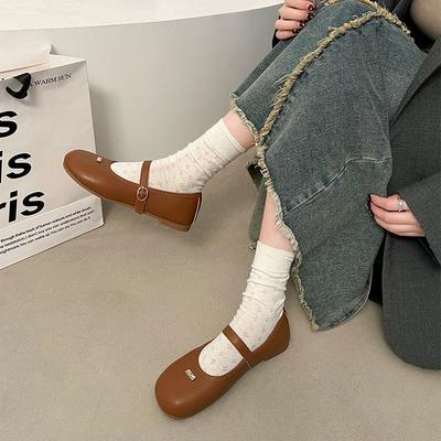 Белые ретро французские туфли Мэри Джейн на плоской подошве женские новинка весны 2025 года универсальные туфли с мягкой подошвой и неглубоким горлом с юбкой одинарные туфли