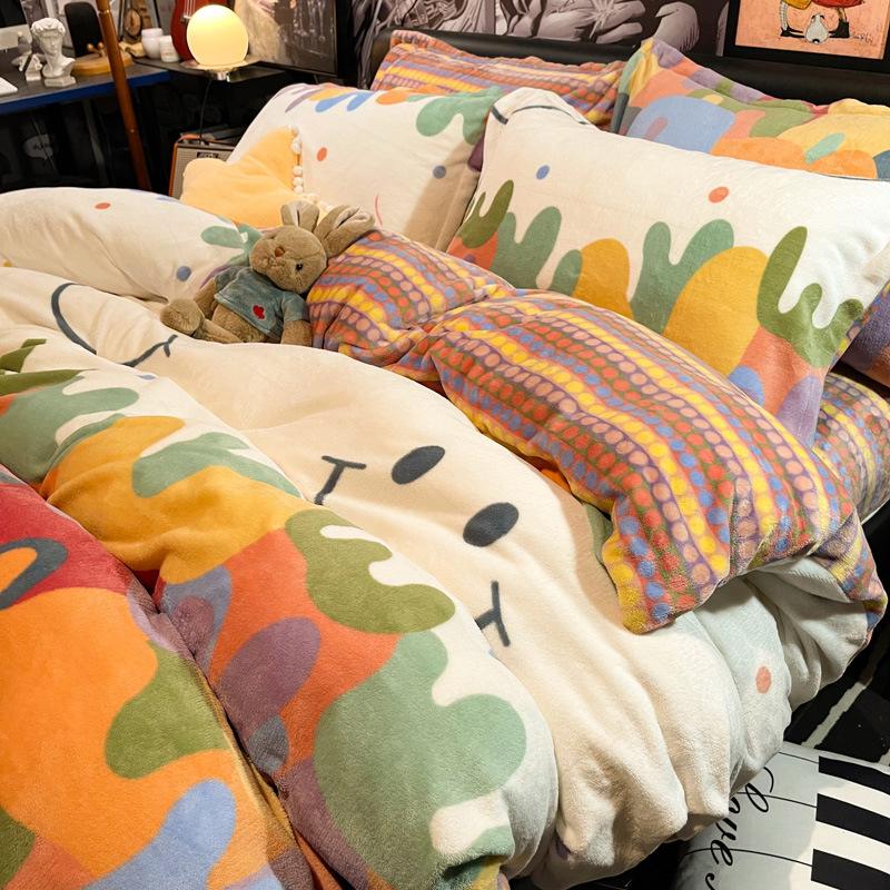 Winter Milk Flannel 4-piece Set Flange Plus Flannel Comforter Set Sheets Hats Bed 3-piece Set