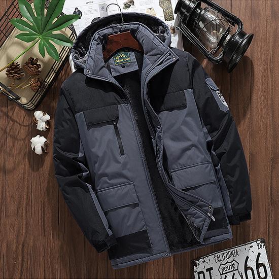 Autumn and Winter Charge Coat Men's Plush and Thickened Trendy Cotton Coat Outdoor Mountaineering Suit Cold Resistant and Warm Large Coat