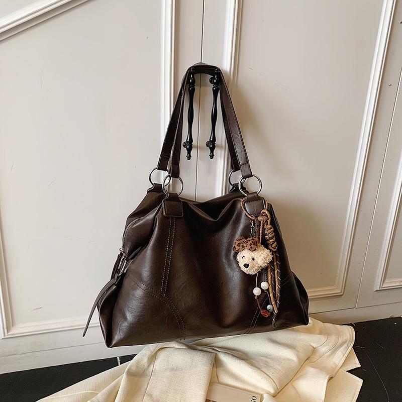 Ретро вместительная сумка-мессенджер для通勤 женская осень-зима 2025 новая корейская версия повседневная сумка-тоут портативная дорожная сумка