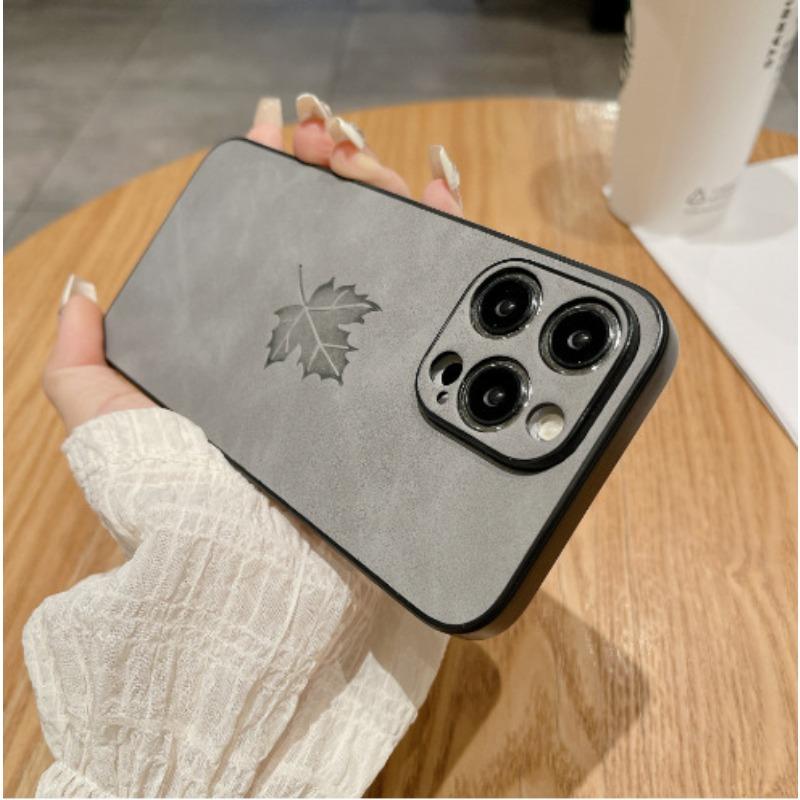 Это чехол-накладка на весь корпус для iPhone 16, чехол из овчины, похожего на кожу, с кленовым листом 14 и противоударный чехол для Apple 15Promax