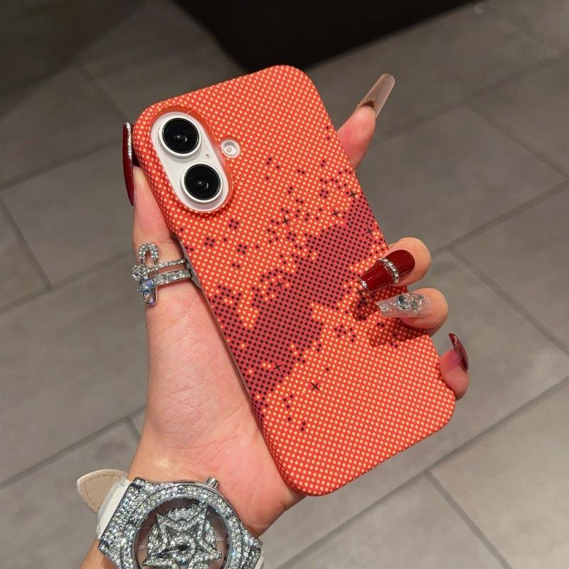 Подходит для чехла для мобильного телефона iPhone16proMax Магнитная текстура углеродного волокна Apple 15 Полузакрытый Ультратонкий 14 Защитный чехол