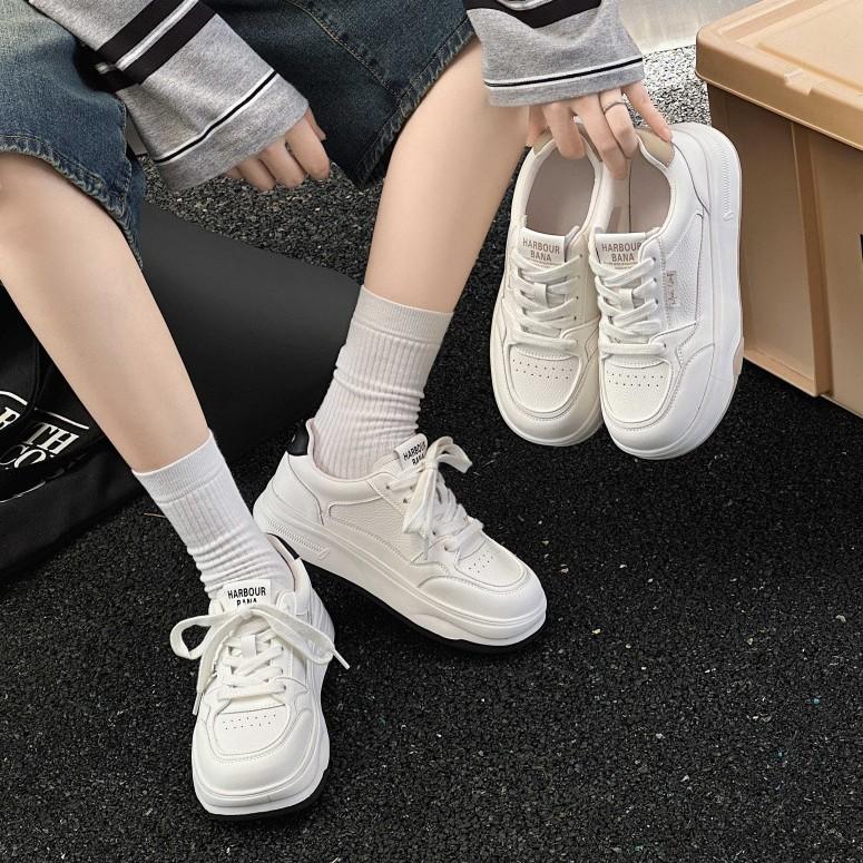 Platform White Shoes Women's Autumn New Leather Versatile Sports and Leisure Shoes Comfortable Soft Sole Lightweight Board Shoes