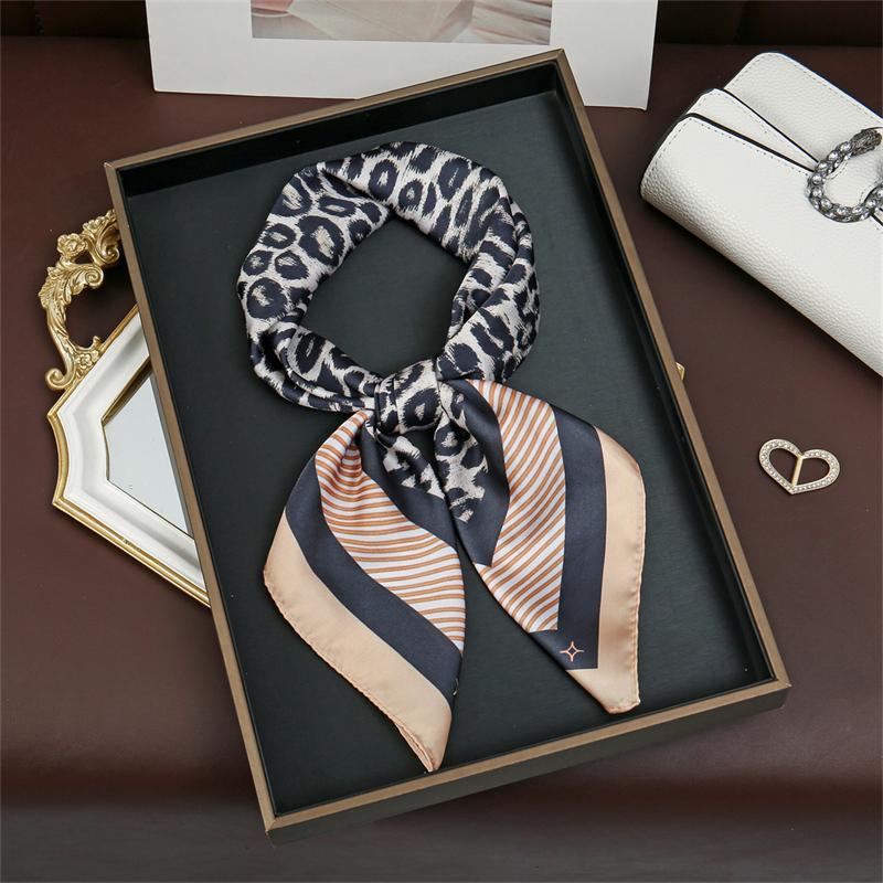 New Luxury Printing Silk Square Scarf Women Neck Hair Tie Band Beach Hijab Kerchief Head Headbands Bandana Female Foulard 70Cm