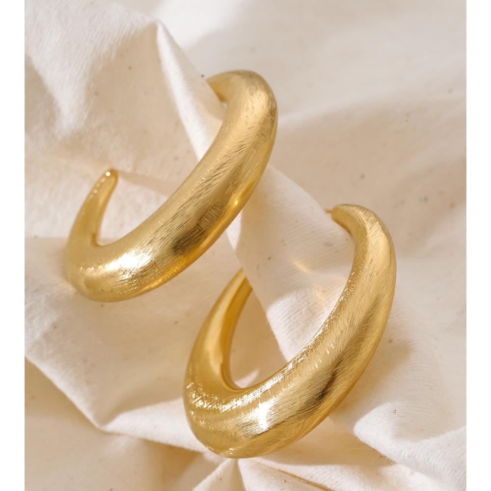 Eetit Повседневные серьги-хагги C-образной формы из нержавеющей стали для всех случаев, с минималистичным дизайном, с покрытием из 18-каратного золота, универсальные, повседневные украшения