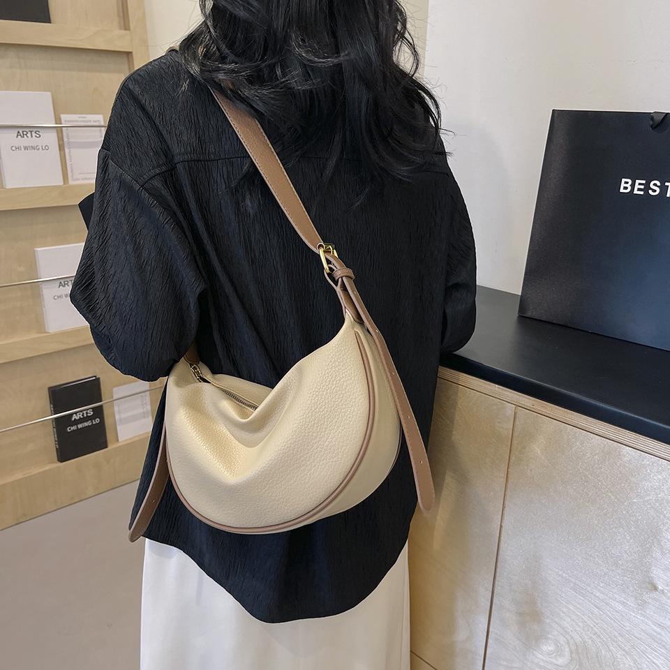 2025 Осень/Зима Женская Универсальная Сумка-пельмень из Мягкой Кожи, На одно плечо, Через плечо, Стиль под мышкой