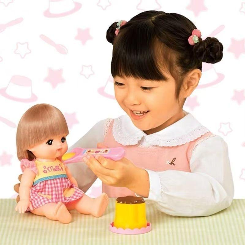 Mimu Doll Feeding Pudding Set - Pretend Dessert Play for Dolls Kids Includes Pudding Cups Pink Spoon China Origin