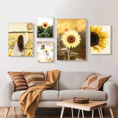 Скандинавский пейзаж, поле, девушка, подсолнух, дерево, цветок, бабочка, принт, постер, холст, живопись, настенные художественные фотографии для декора гостиной