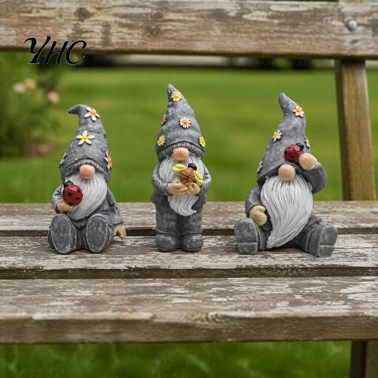 Pastoral Flower Mushroom Figurines Halloween Garden Gnome Figurine, Vintage Elf Dwarf Statue Indoor Balcony Decorations for Patio Yard, Waterproof