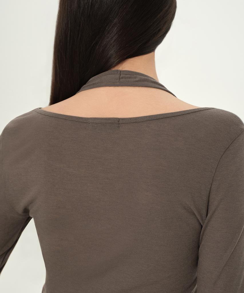 MUSINSA STANDARD WOMAN Женская многослойная футболка с длинным рукавом и вырезом-халтер из шерсти и тенсела [Коричневый]