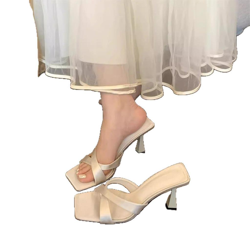 Ретро-туфли с открытым носком и тонким каблуком для женщин, летняя одежда 2025 года, однотонные тапочки на высоком каблуке для женщин