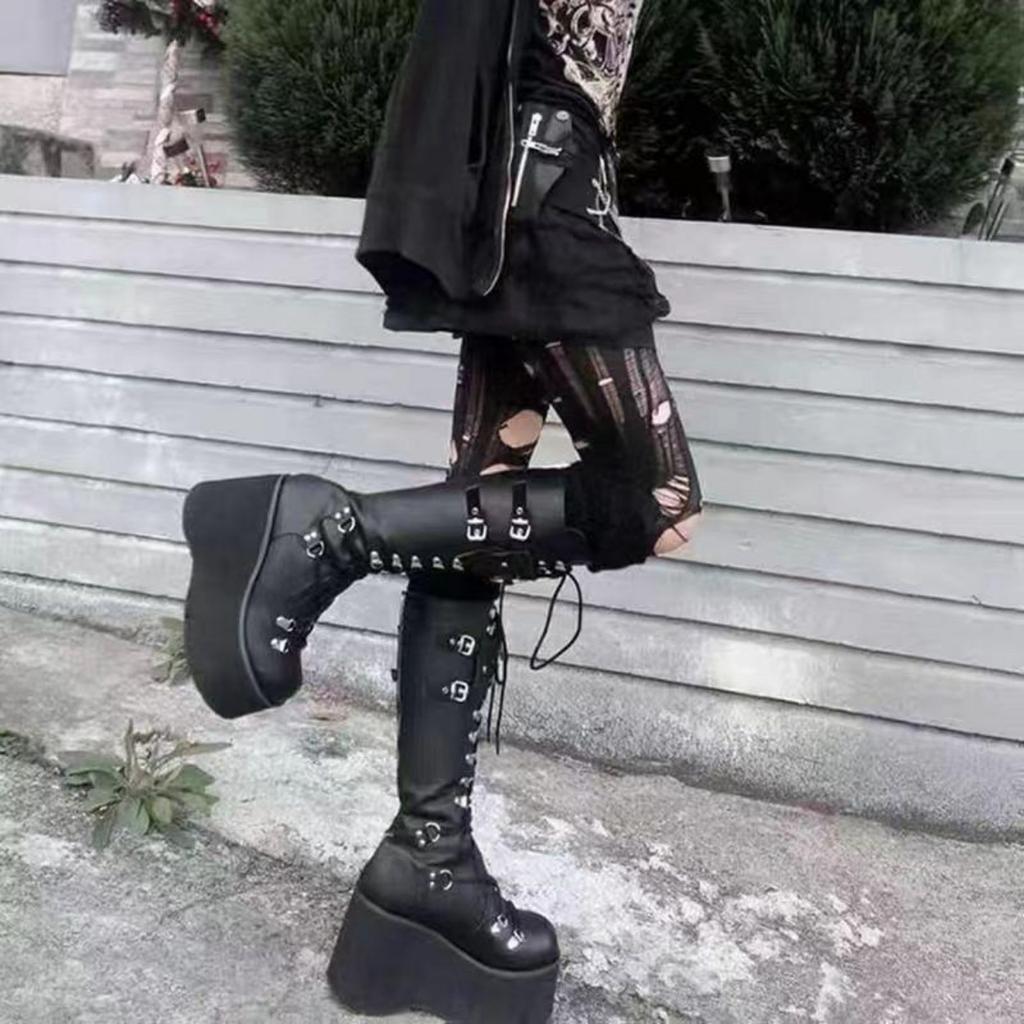 Super Thick-soled Knight Boots Women's Dark Wind Punk High Boots Round Head Lace-up Locomotive Long Tube Tide Boots