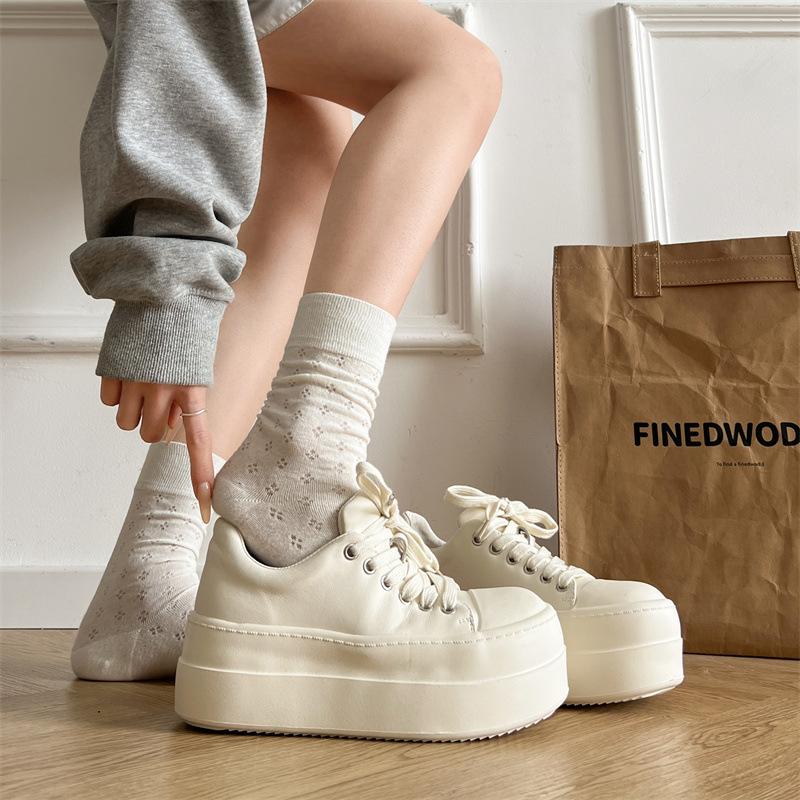 Модные туфли-туфли на платформе в стиле ретро для женщин, белые, новинка осени 2025 года, универсальные, легкие, повседневные, спортивные туфли