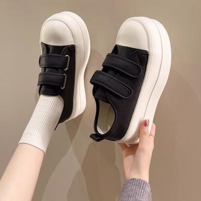 Уродливые милые универсальные белые туфли на толстой подошве с липучкой для женщин, новые модели весны 2025 года, увеличивают рост и показывают ноги, маленькие туфли для досок, большие каблуки