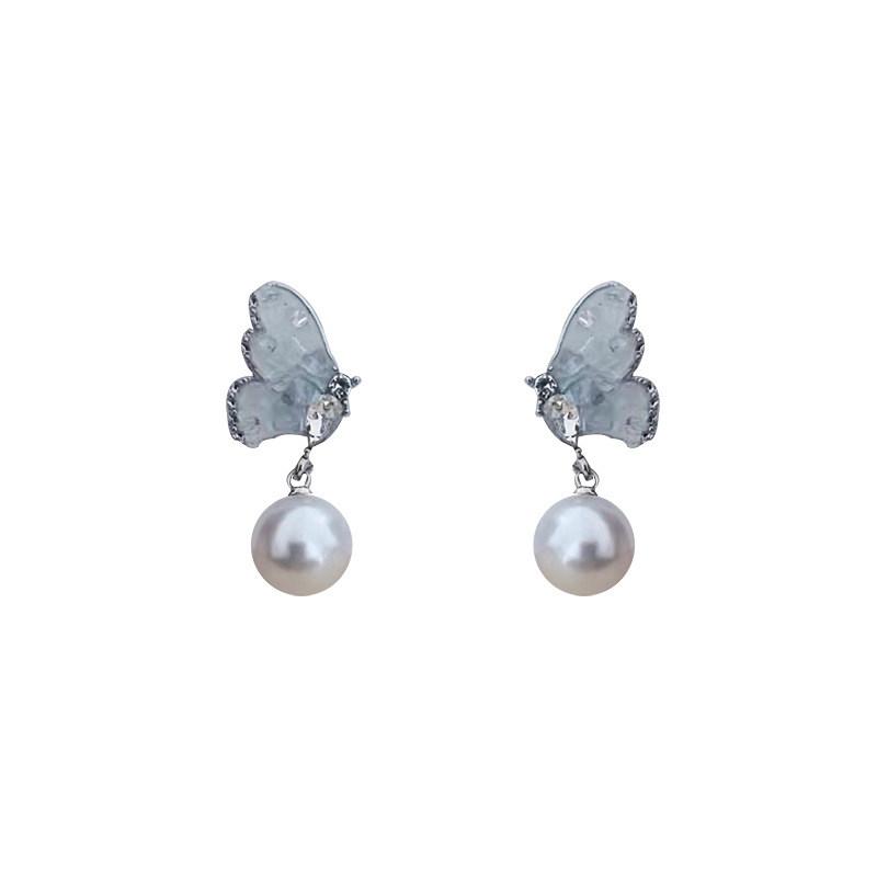 Серьги-подвески с градиентным синим кристаллом и жемчугом-бабочкой