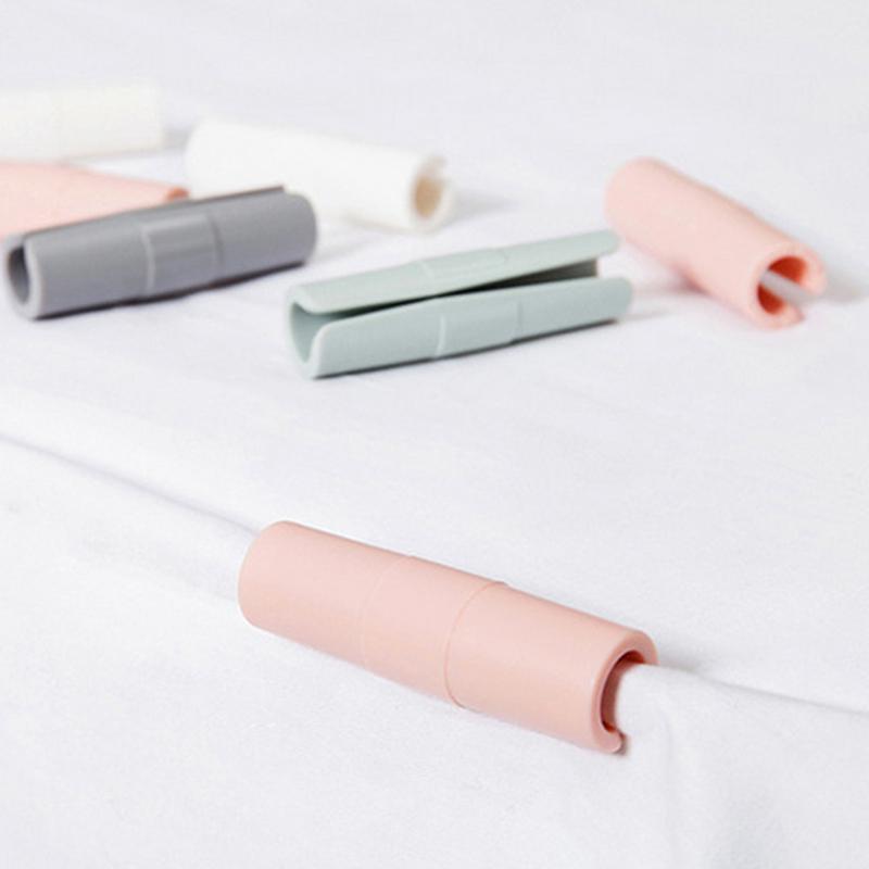 Комплект из 4-х пластиковых противоскользящих пряжек для простыней для надежной фиксации