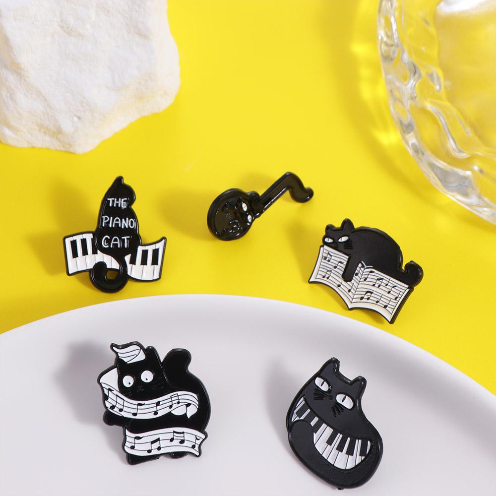 Purring Kitten Black Cat Enamel Pin Cartoon Beating Note Brooch Exquisite Piano Cat Badge  Skirts