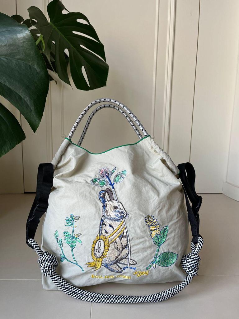 Japan Donut Embroidery Ballchain Crossbody Bag - Gao Yuanyuan Style