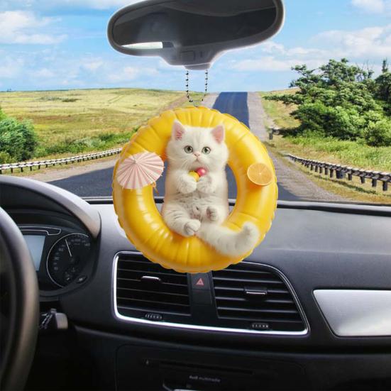 Кот, лежащий в плавательном круге, имеет яркое изображение, а стильный современный дизайн добавляет ощущение изысканности. Существуют различные способы подвешивания,