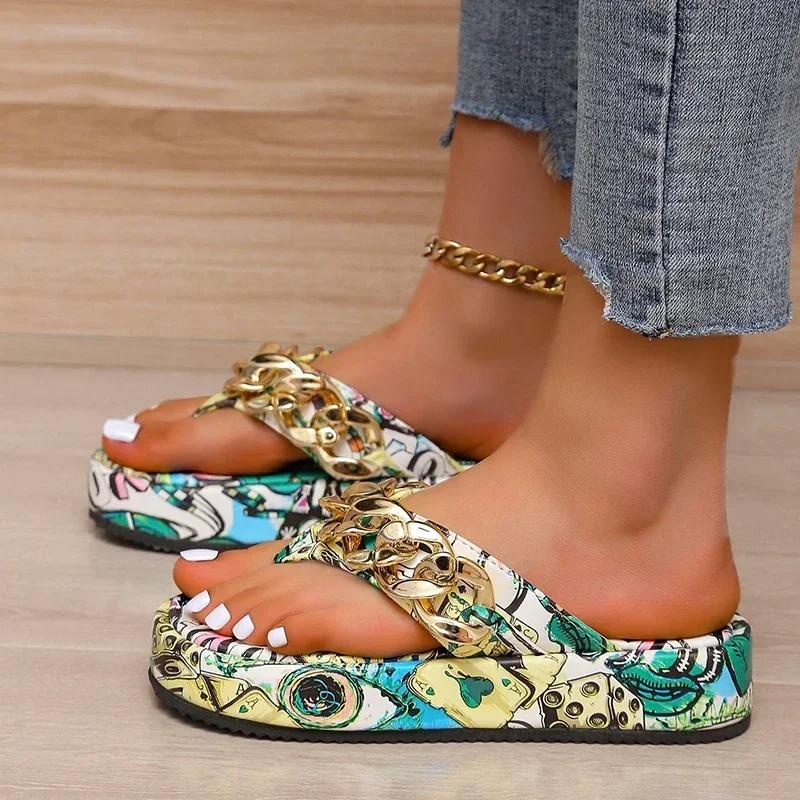 Women's Platform Flip-flops Slippers Summer New Graffiti Metal Chain Decoration Wedge Slippers for Women Beach Shoes Plus Size