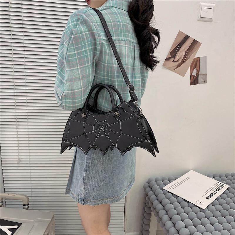 Fashion Creative Spoof Fun Halloween Personality Bat Messenger Bag Ladies Pu Leather Handbag
