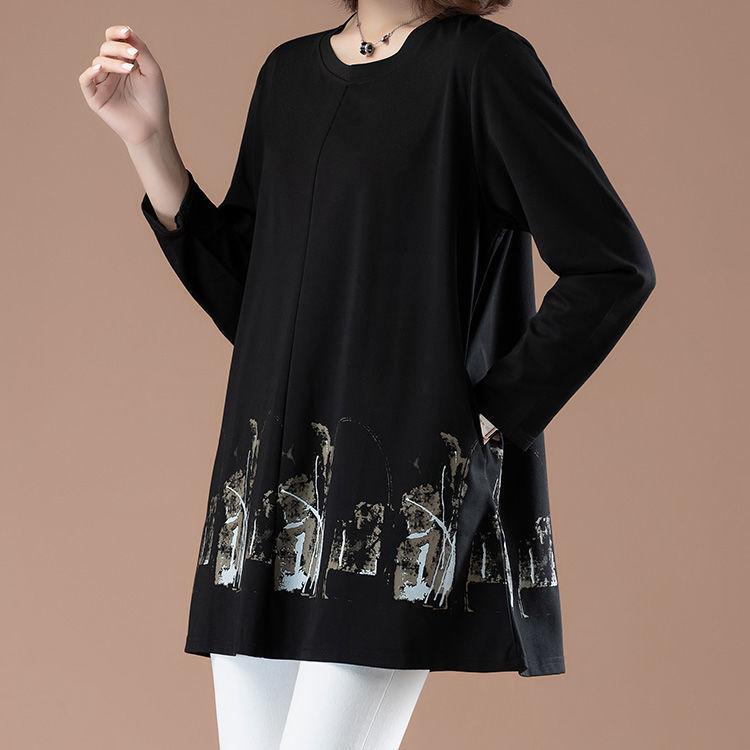 Весна и осень, мать среднего возраста, большие ярды в длинной секции свободных женских рубашек, затеняющая рубашка с низом живота, верхняя одежда для полных женщин