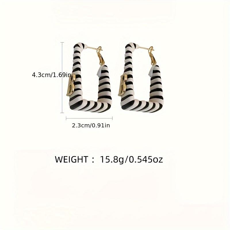 Серьги с черными буквами, серьги модного дизайна, темперамент интернет-знаменитостей, высококачественные серьги