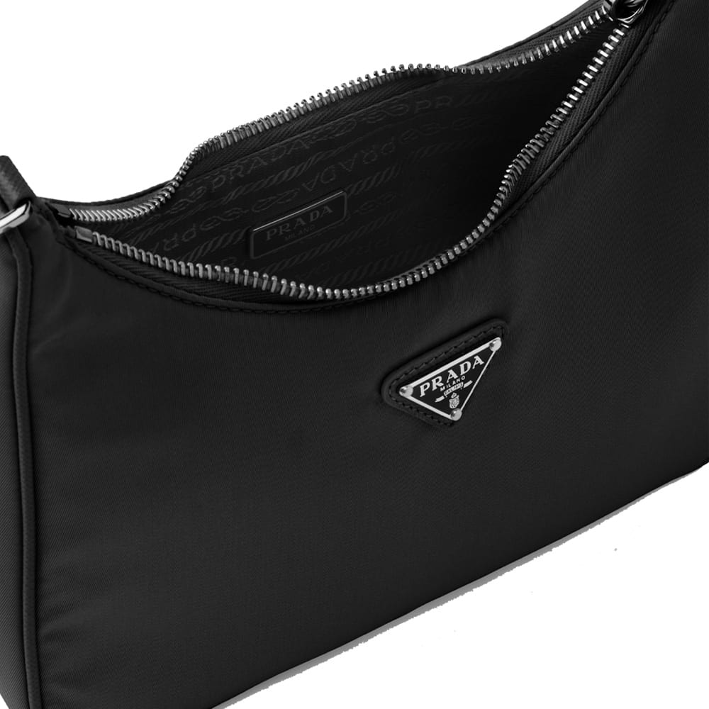 Prada Переиздание 2005 года Сумка на плечо Нейлон Черный 1BH204-R064-F0002-V-V9L