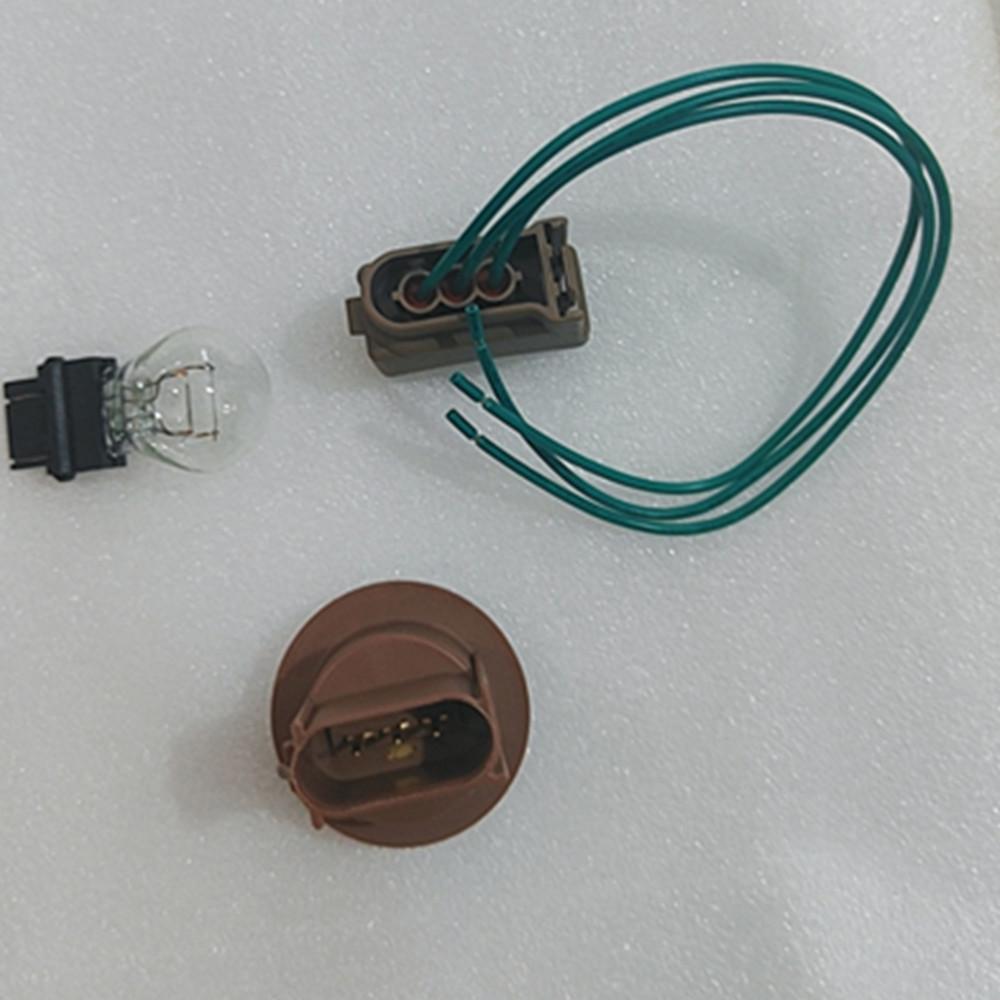 Headlamp Socket, Brake/Tail/Turn Signal + 3157 Bulb