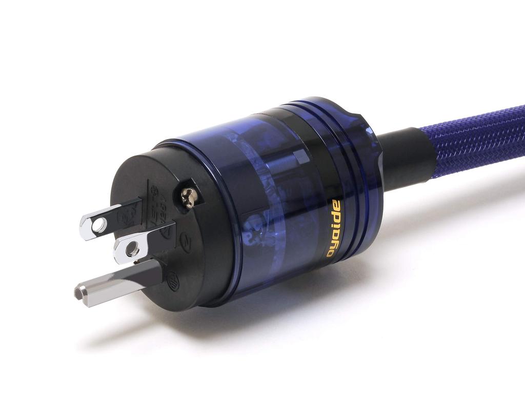 Сетевой фильтр OYAIDE OYAIDE 3-контактный 4-портовый (с кабелем, 2,0м) ОКБ-1-EXsII