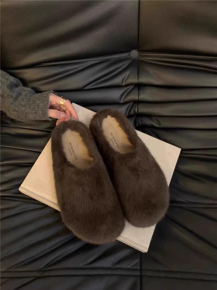 Warm Foreign Gas Non-slip Plush Slippers Women's Outer Wear 2025 Autumn and Winter New Niche Design Cotton Drag Tide