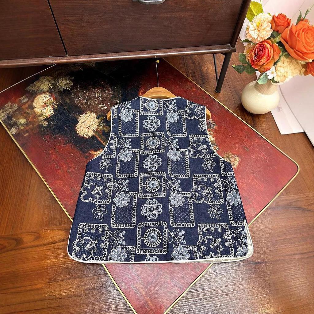 2025 Spring Women's Blue & White Porcelain Embroidered Vest - Sleeveless, Loose Fit