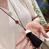 Длинное ожерелье с кожаным кисточкой, двухцветное: Шикарные Металлические Украшения для Женщин