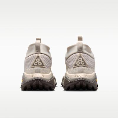 Женские кроссовки Nike Wmns Acg Zegama Hike Hiking 'Cream Ii Light Orewood Brown Cave Stone Cream Ii'