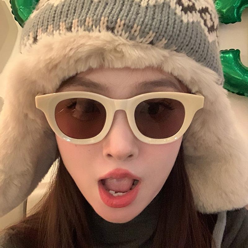 Korean Style Sunglasses for Women Round Shape UV Protection Men's Sunglass Party Club Travelling Female Sunglass