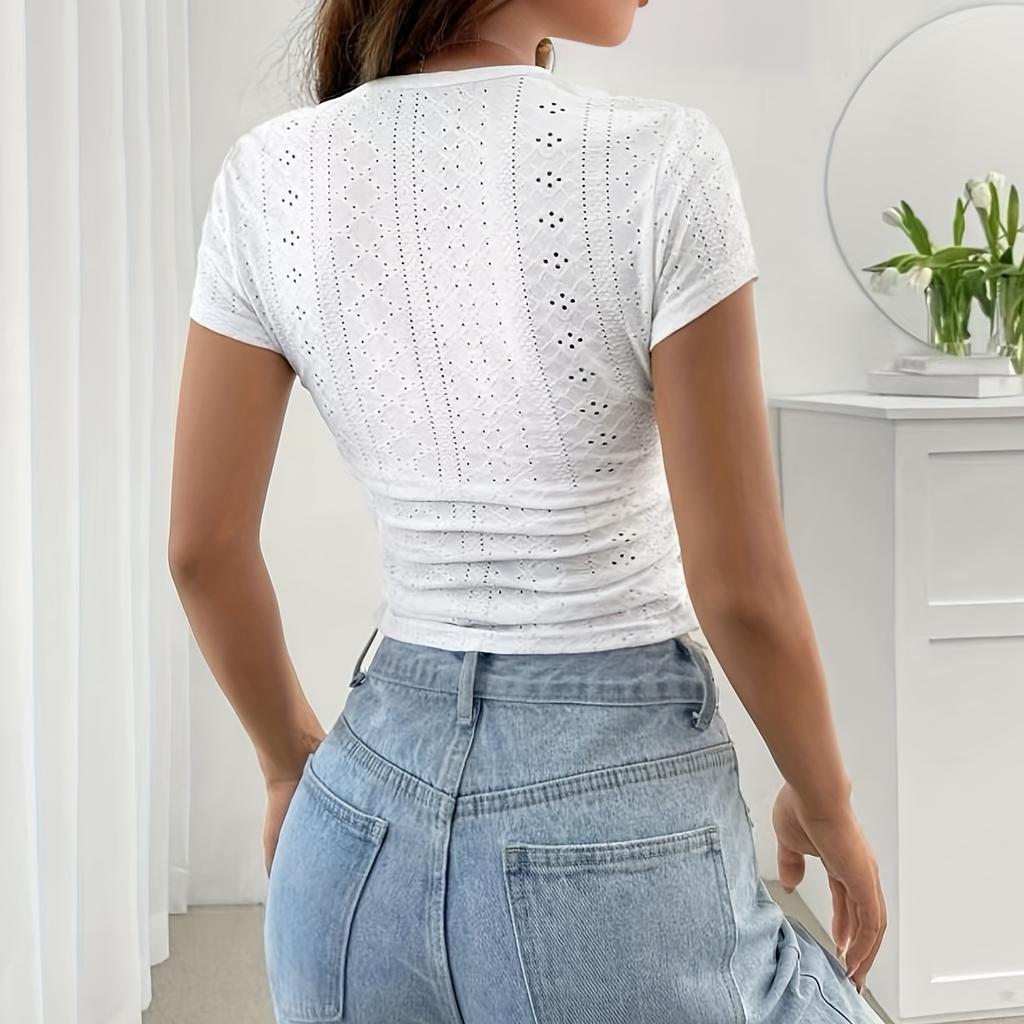 Модная футболка с короткими рукавами и люверсами с эффектом похудения для женщин, чтобы выглядеть шикарно летом